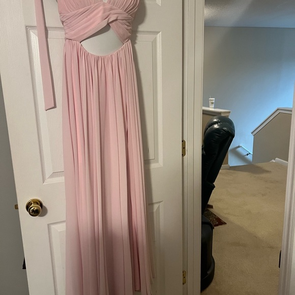 Fame and partners halter cutout front slit pink prom dress!!! - Picture 2 of 7